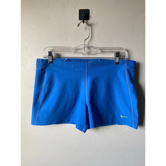 Women's Blue Mid-Rise Nike Dri-Fit 3.5" Inseam Athletic Shorts- Size Medium - Picture 1 of 4